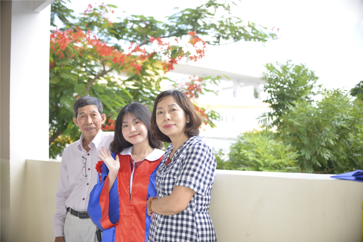 DSC_2405_1.jpg